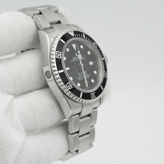 Rolex Sea-Dweller 16600 Silver Oyster Bracelet with Black Bezel