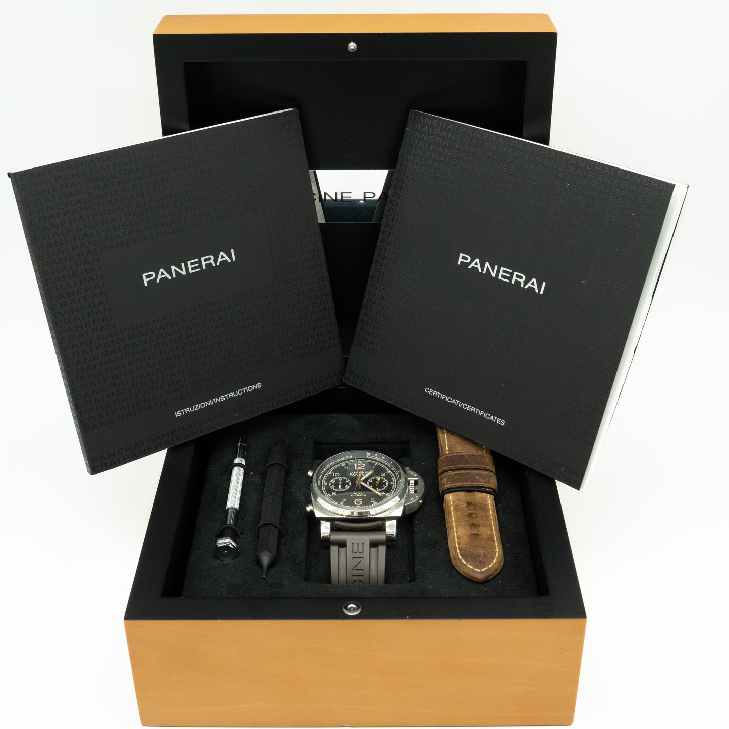 Panerai Luminor 1950 Regatta 3 Days Chrono Flyback PAM 00652 Titanium