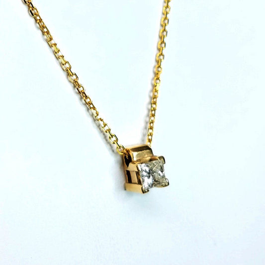 "PEND01184" SQUARE DIAMOND NECKLACE 14K YELLOW GOLD
