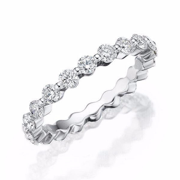 Single shared prong diamond band Clearance