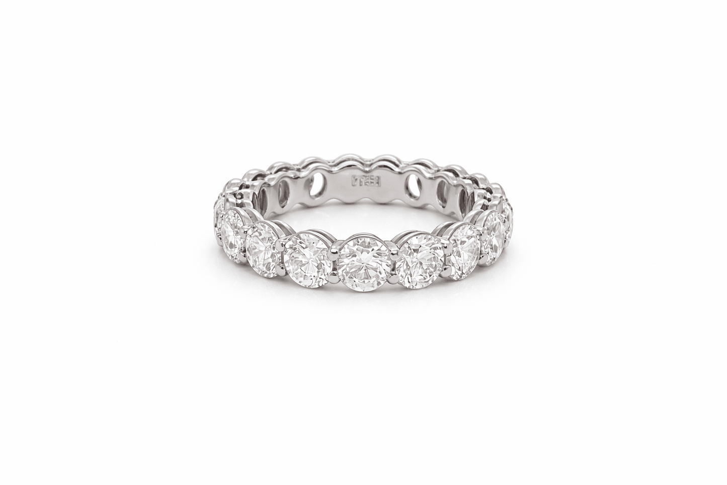 4.38 Carat Shared Prong Diamond Eternity Band in Platinum 4.38 ct. tw.
