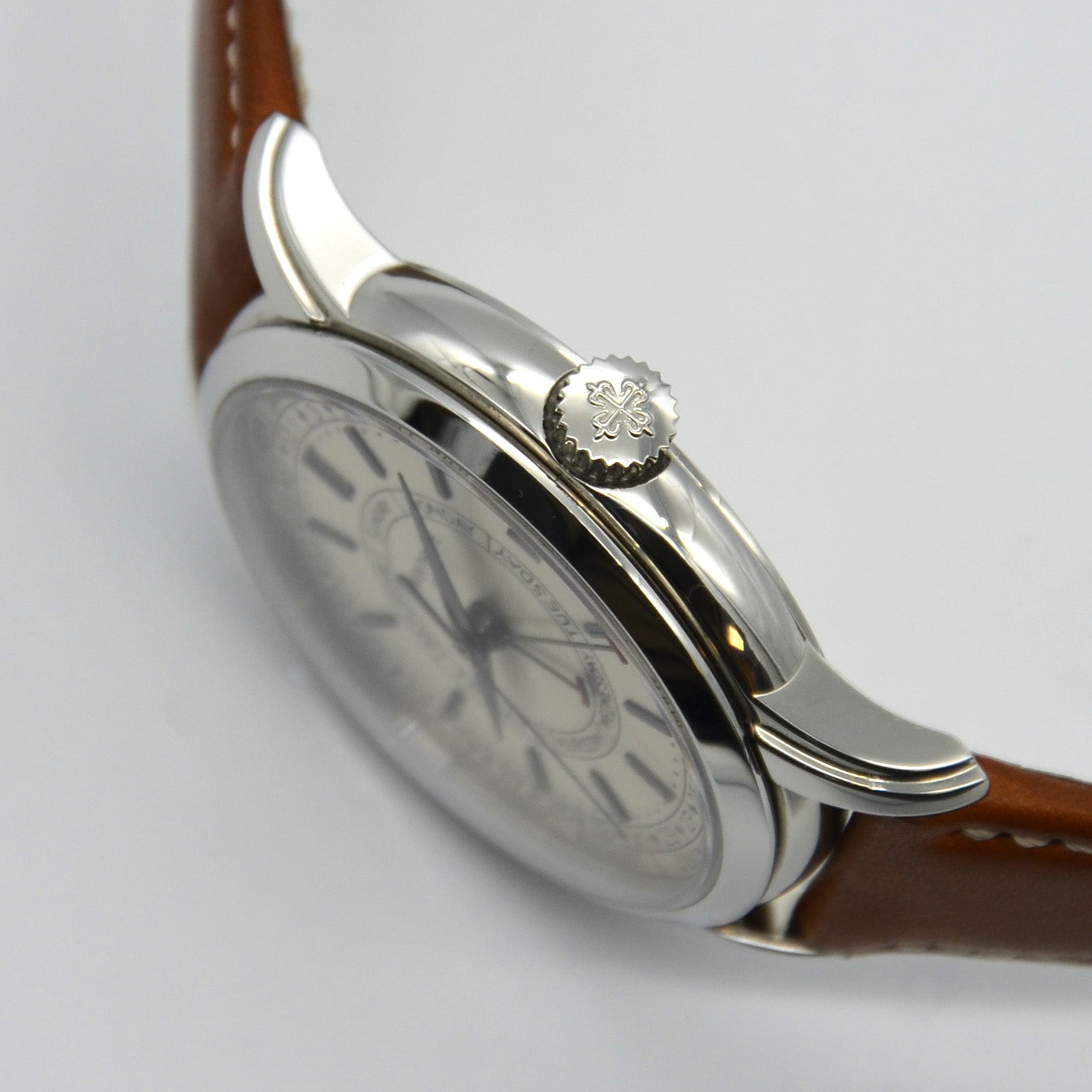 Patek Philippe Calatrava 5212A-001 40mm Silver Dial