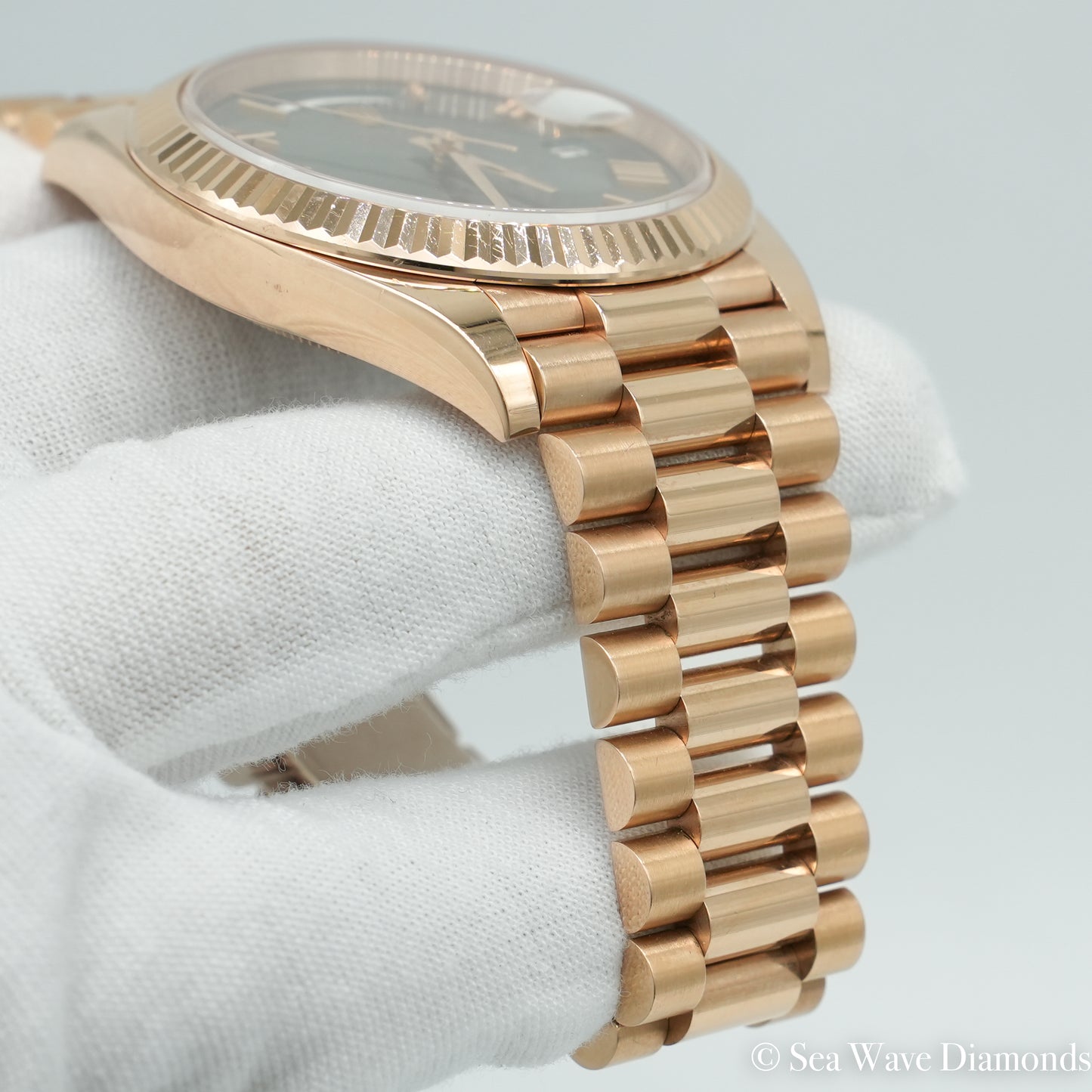 Rolex Day-Date 228235 40mm Green Arabic Calendar (Very Rare) Dial Rose Gold
