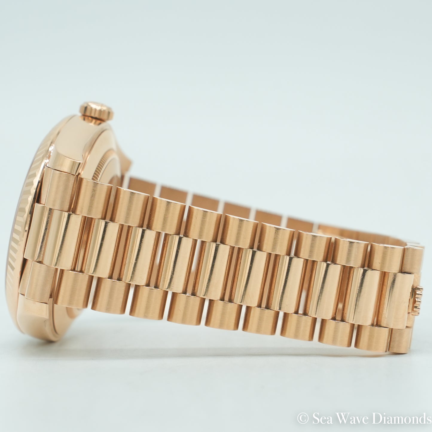 Rolex Day-Date 228235 40mm Green Arabic Calendar (Very Rare) Dial Rose Gold