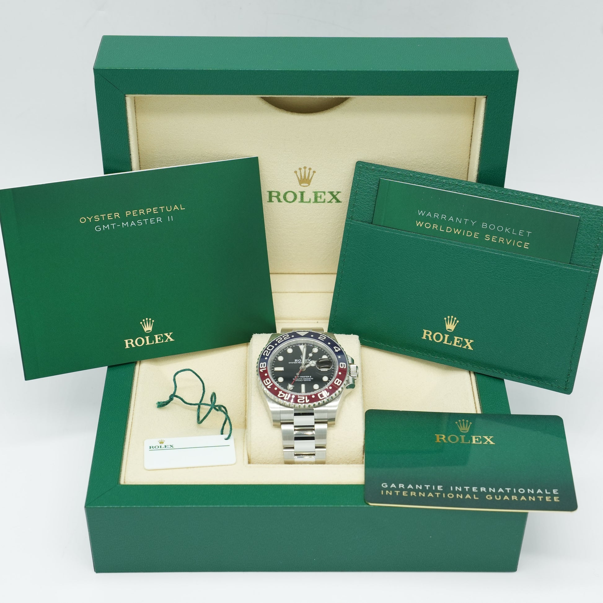 Rolex GMT-Master II 'PEPSI' BLACK Stainless Steel 40mm 126710BLRO