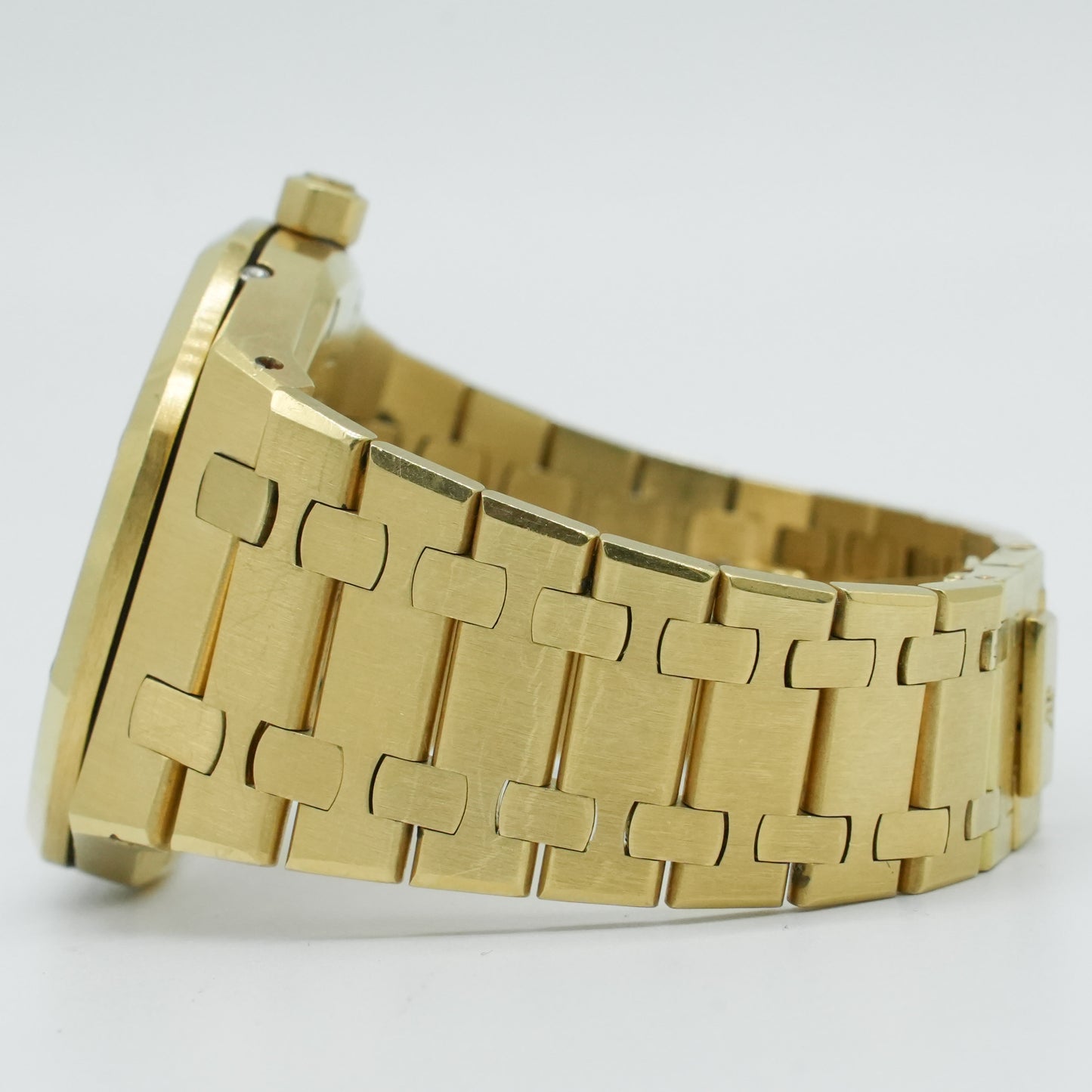 Audemars Piguet Royal Oak Perpetual Calendar 25654BA.OO.0944BA.01 Yellow Gold