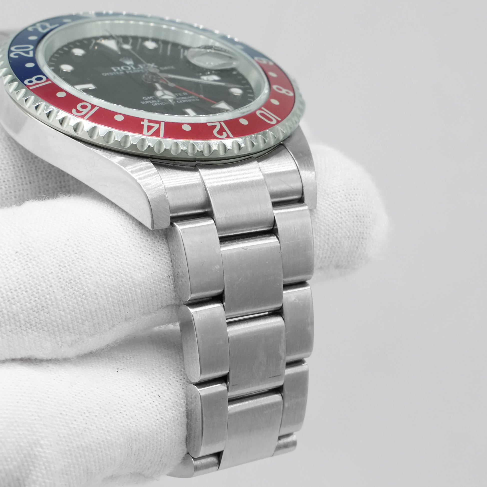 ROLEX GMT Master II 16710T Pepsi Black Dial 40mm