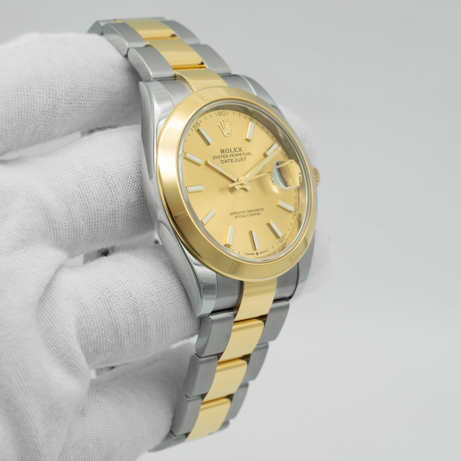 Rolex Datejust 41mm 126303 Champagne Index Dial Oyster Bracelet