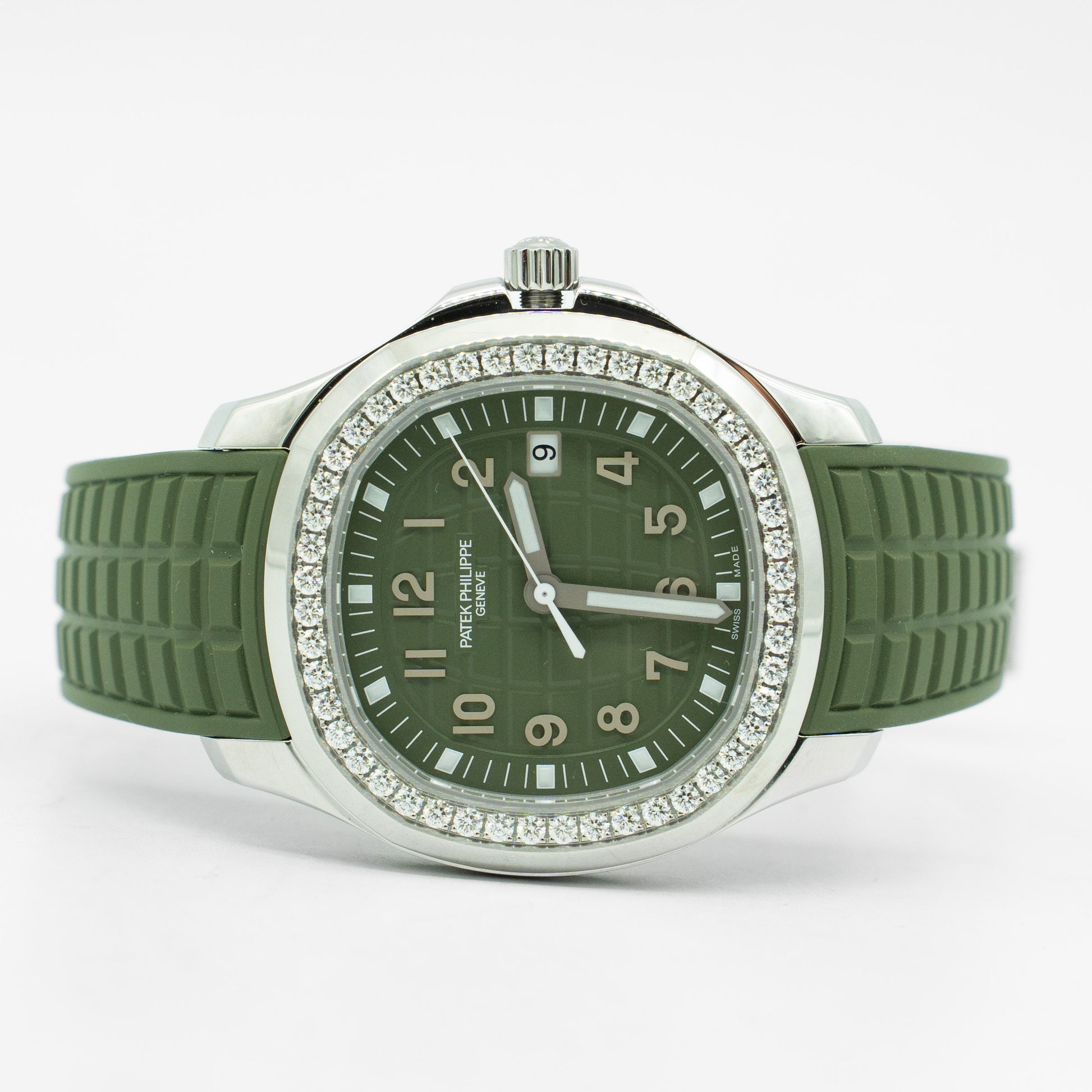Patek Philippe Aquanaut 5267/200A-011 Khaki Green Dial Uncut Strap