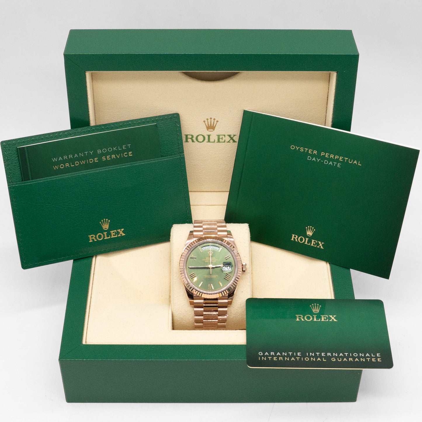 Rolex Day-Date 40 228235 President 18K Everose Gold Fluted Olive Green Dial