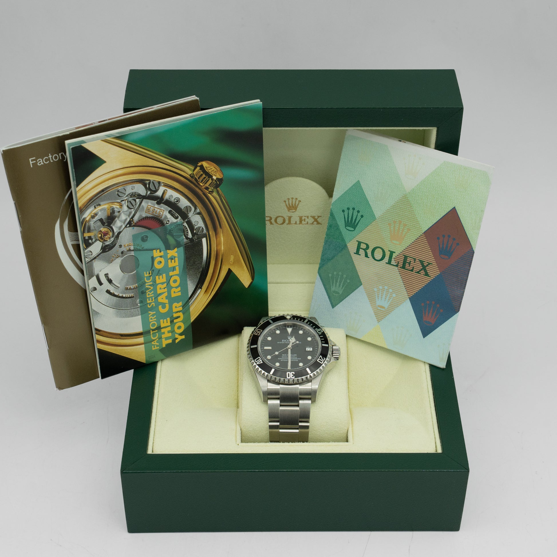Rolex Sea-Dweller 16600 Silver Oyster Bracelet with Black Bezel