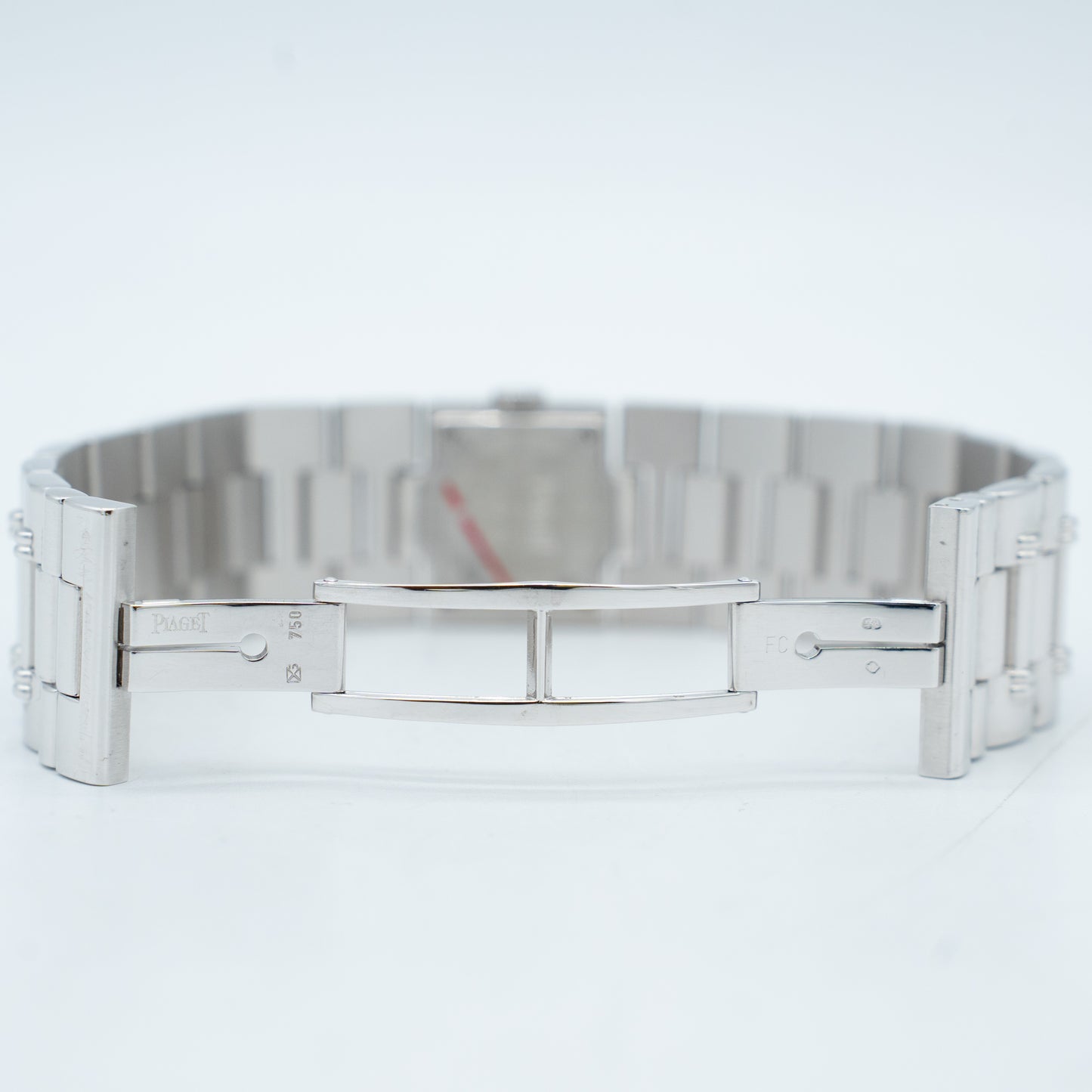 Piaget Dancer 18K Gold Bracelet Diamond Bezel Ladies Watch 50011 K83 21mm