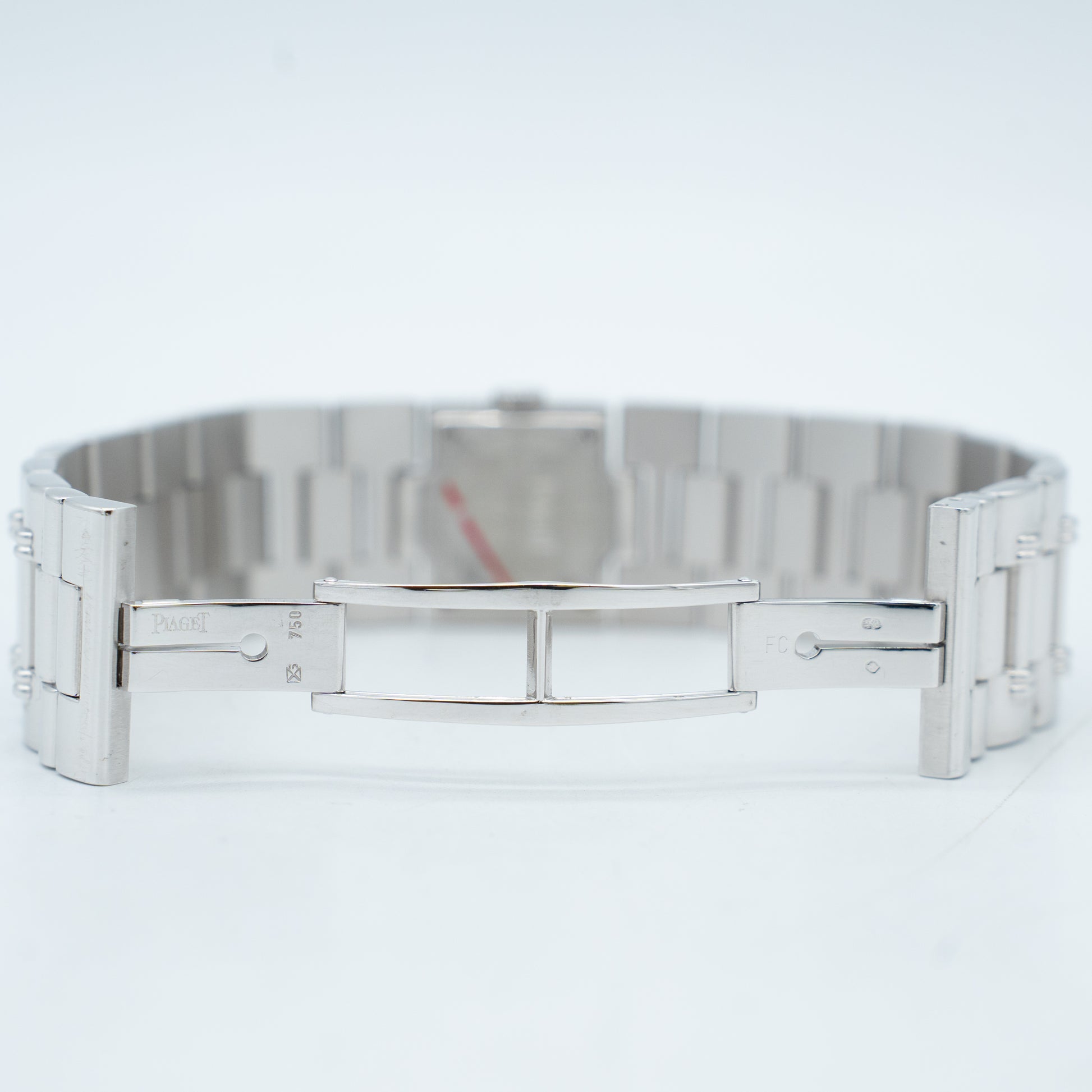 Piaget Dancer 18K Gold Bracelet Diamond Bezel Ladies Watch 50011 K83 21mm