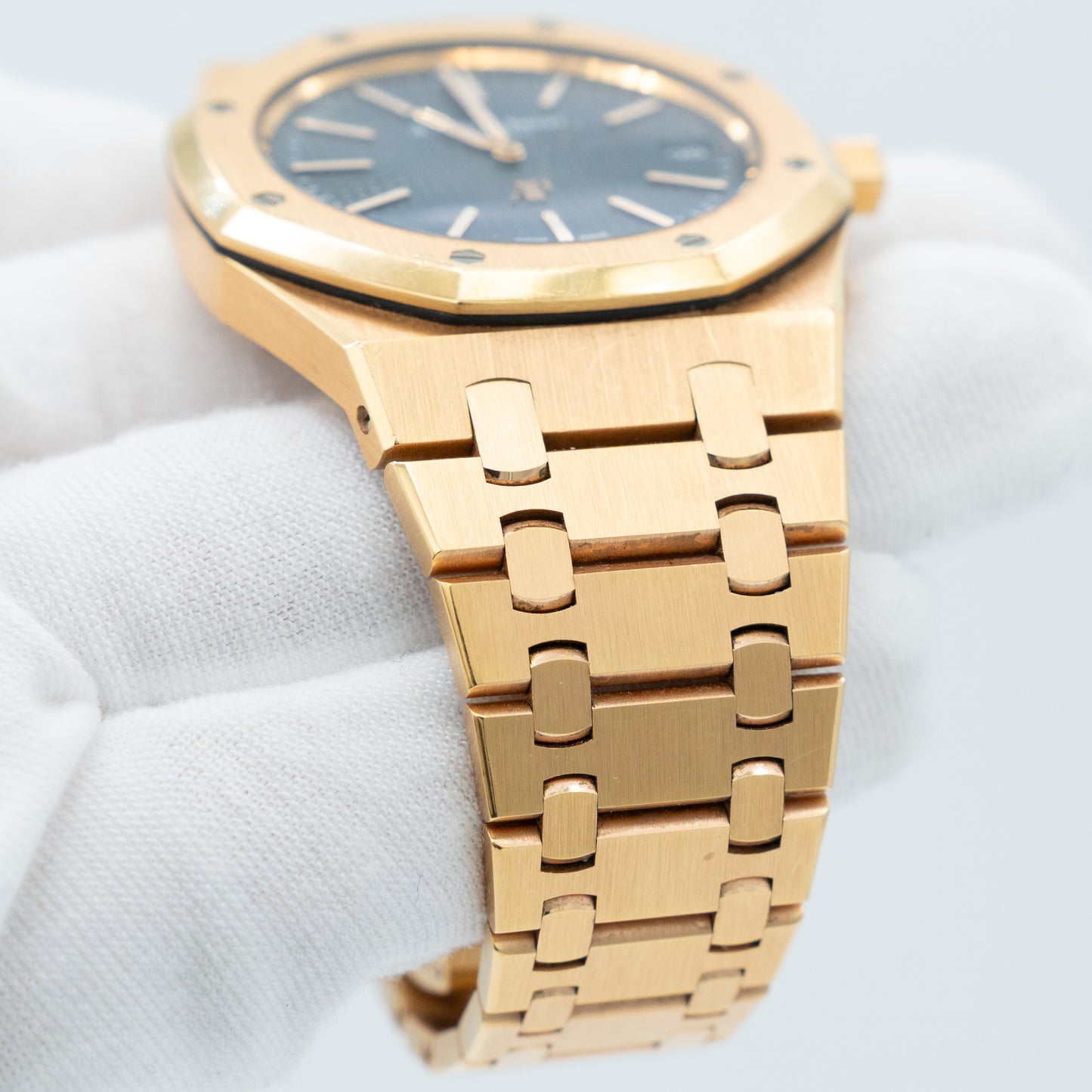 Audemars Piguet Royal Oak Extra Thin Jumbo 15202OR.OO.1240OR.01 39mm Blue Dial