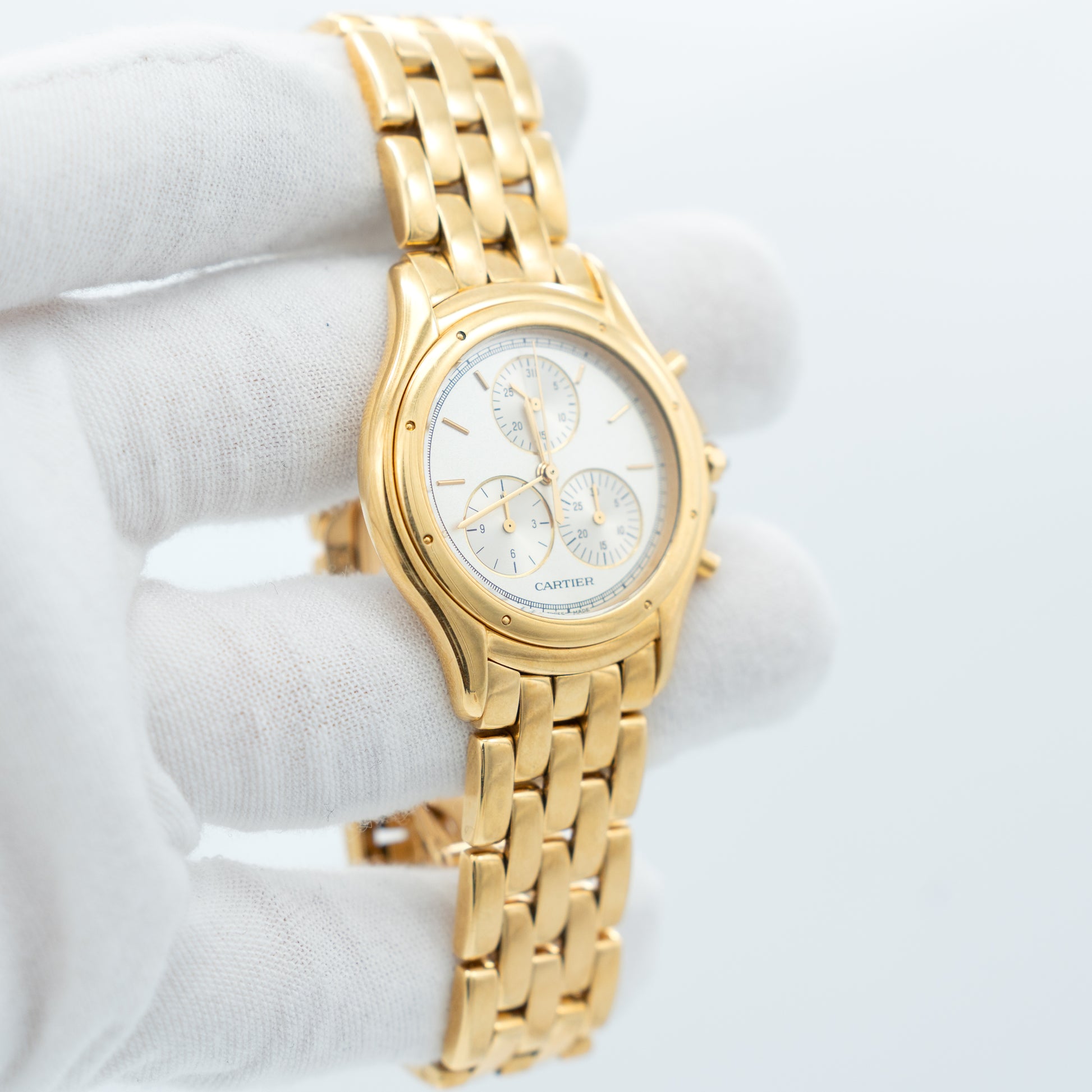Cartier Cougar Chronograph 11621 Yellow Gold Silver Dial