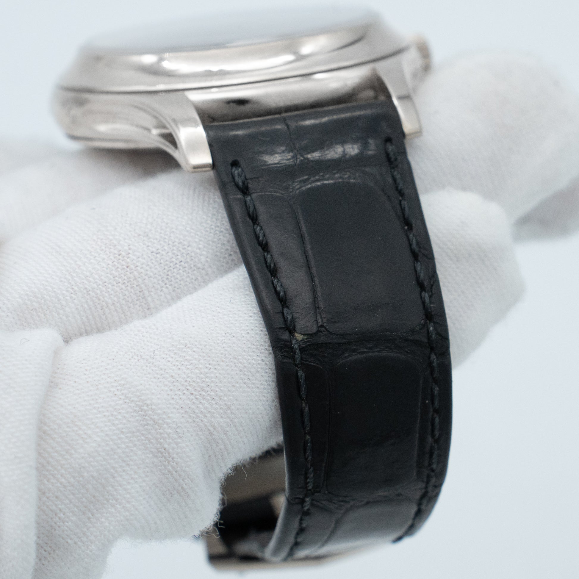 Patek Philippe Annual Calendar 5205G-013 40mm Blue Dial