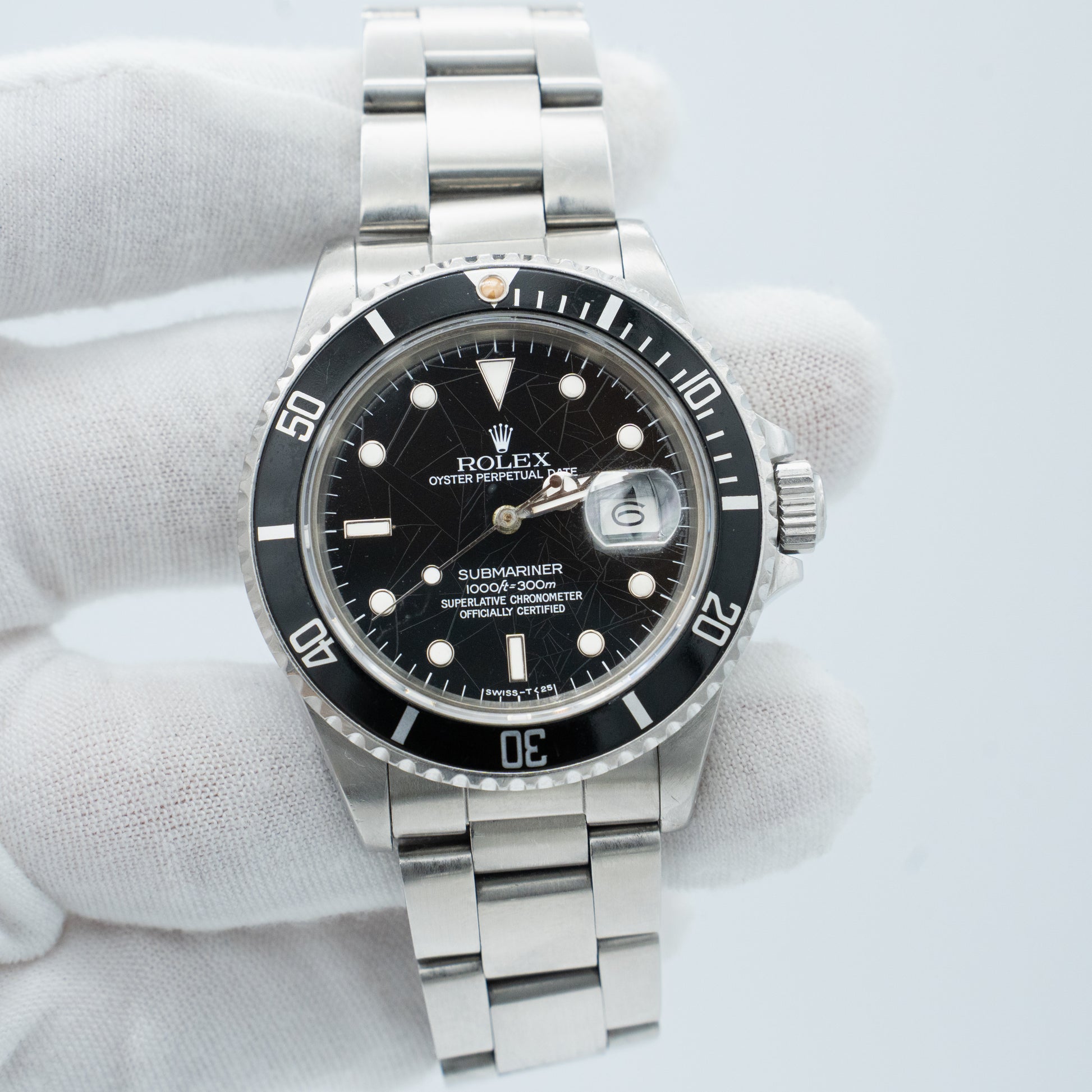 Rolex Submariner Date 16800 Spider Dial 40mm