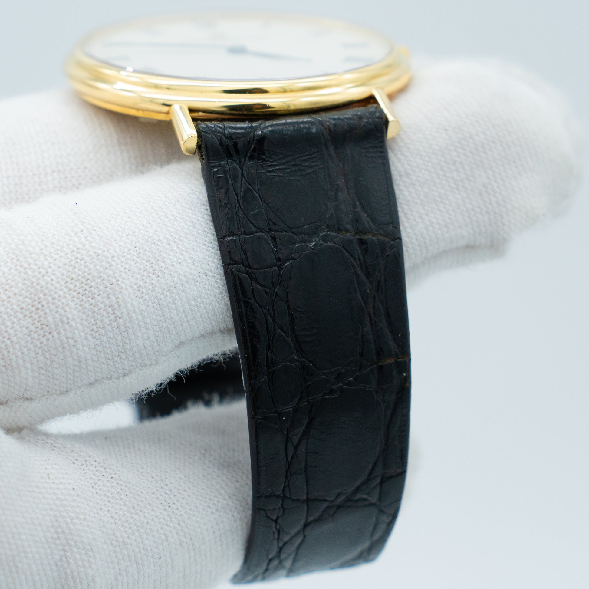 Vacheron Constantin Classic 39004 18K Yellow Gold Manual Winding 34mm