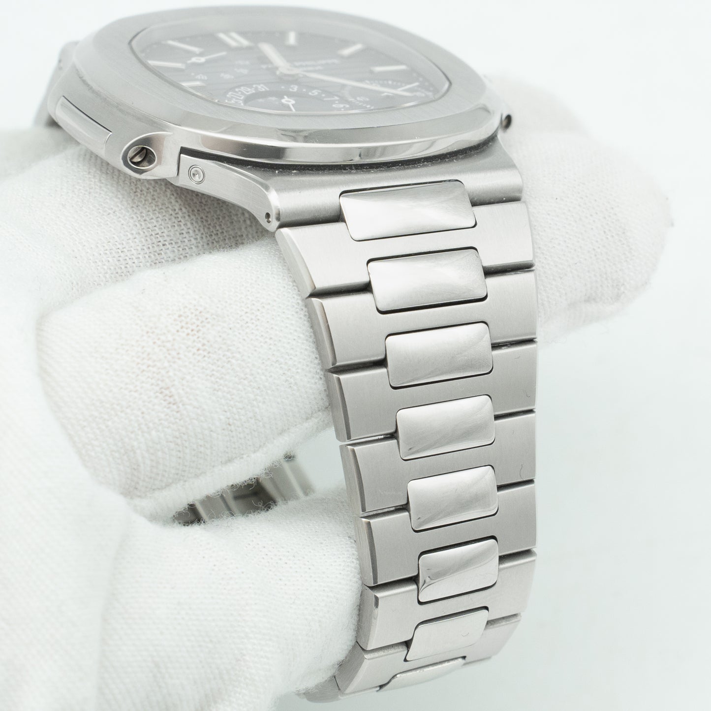 Patek Philippe Nautilus 5712/1A-001 Blue Dial