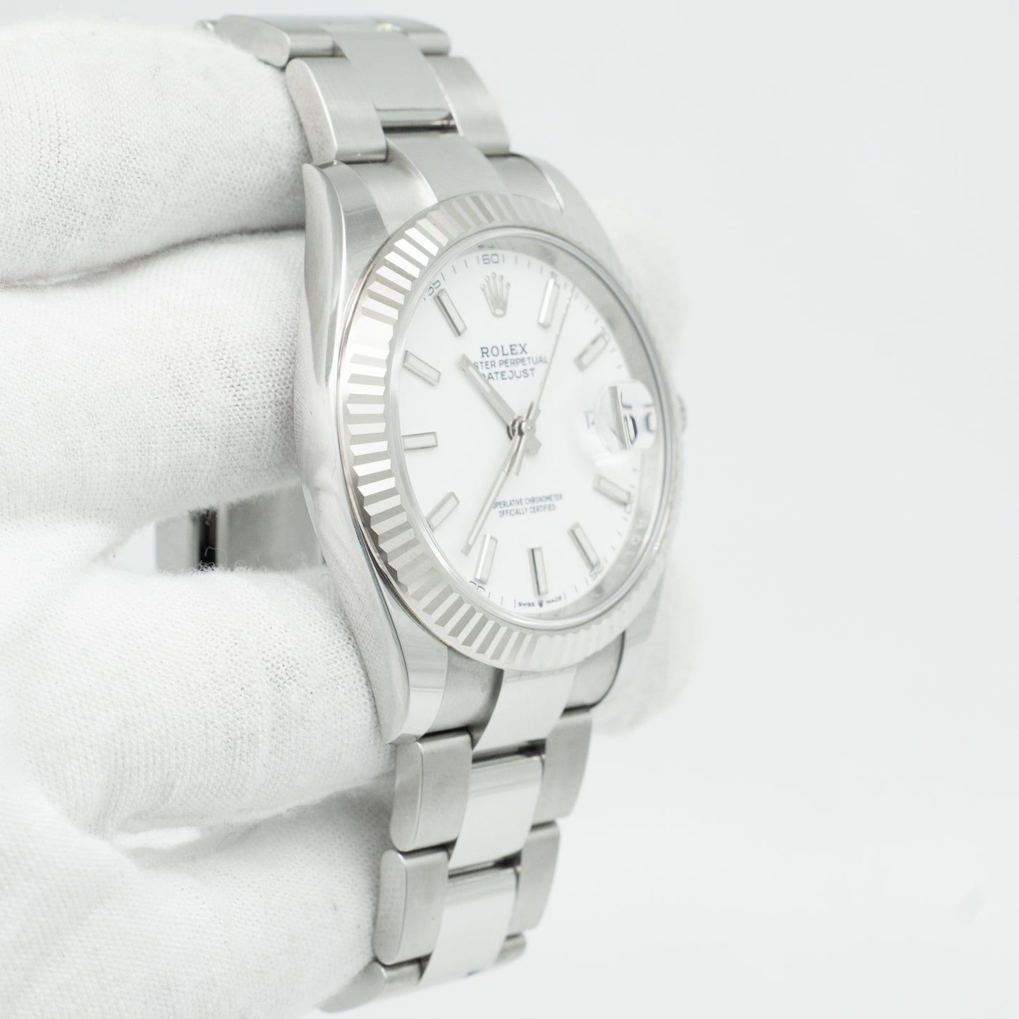 Rolex Datejust White Dial 126334 Fluted Bezel Oyster Bracelet 41MM