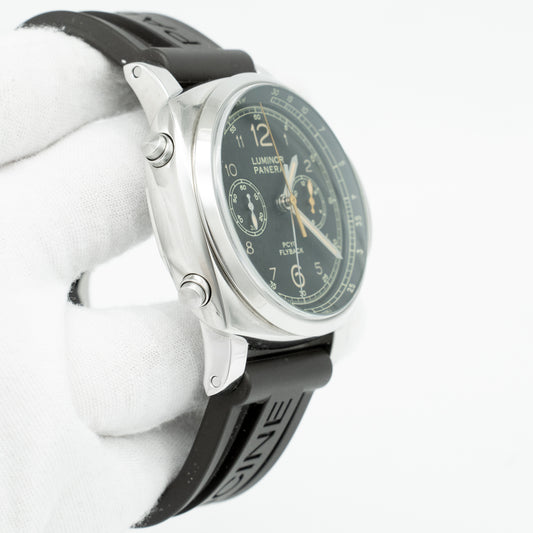 Panerai Luminor 1950 Regatta 3 Days Chrono Flyback PAM 00652 Titanium