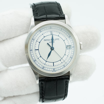 Patek Philippe Calatrava 5296G-001 38mm White Dial