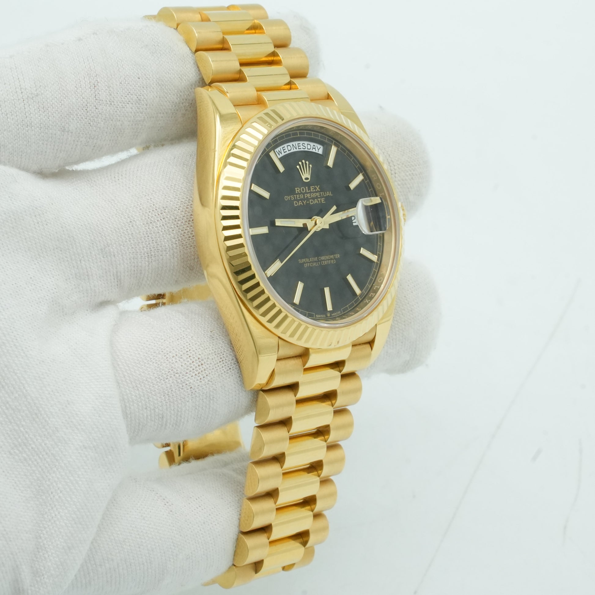 Rolex Day-Date 40 President 228238 Black Stick Yellow Gold