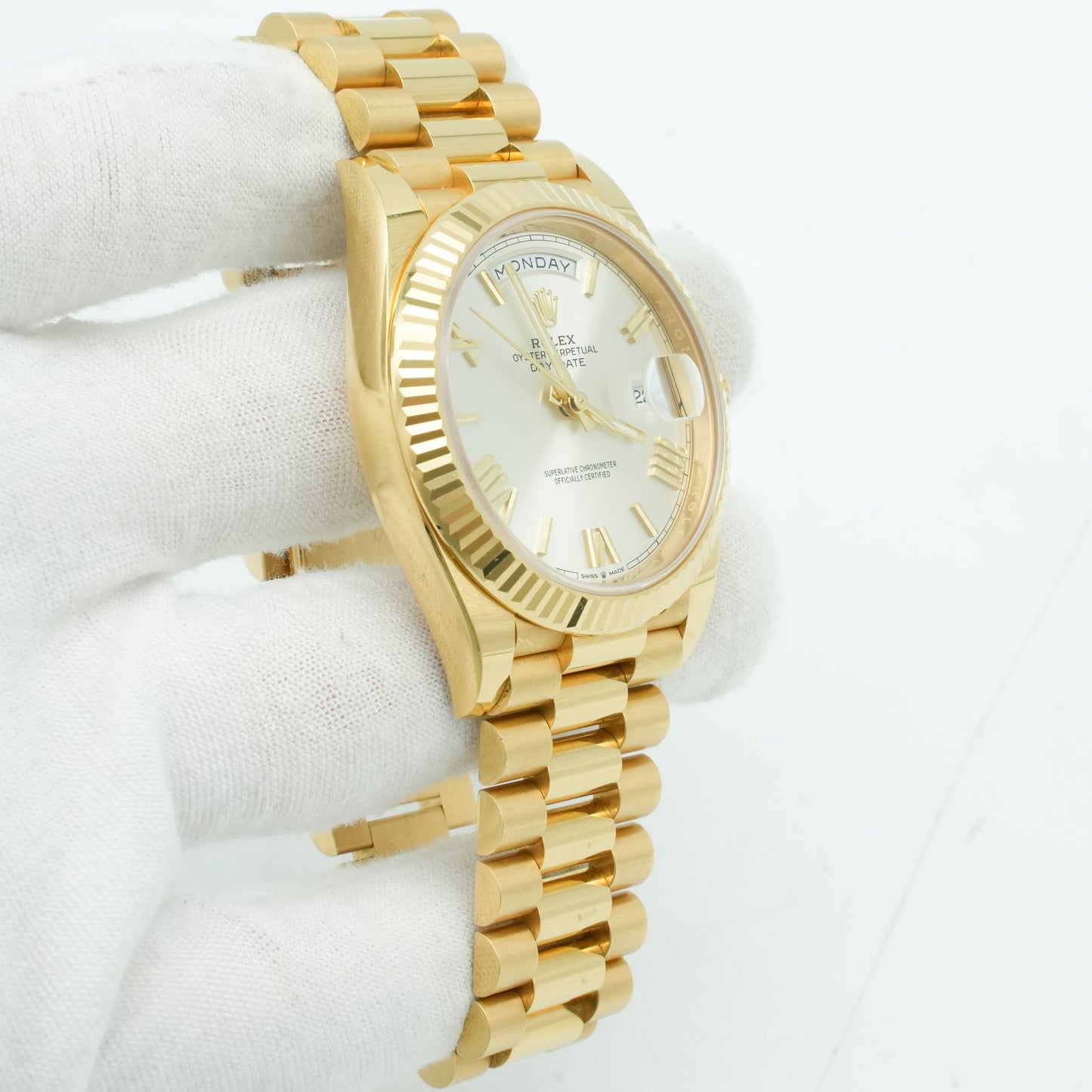 Rolex Day-Date II President 41mm Silver Roman 18K Yellow Gold 218238