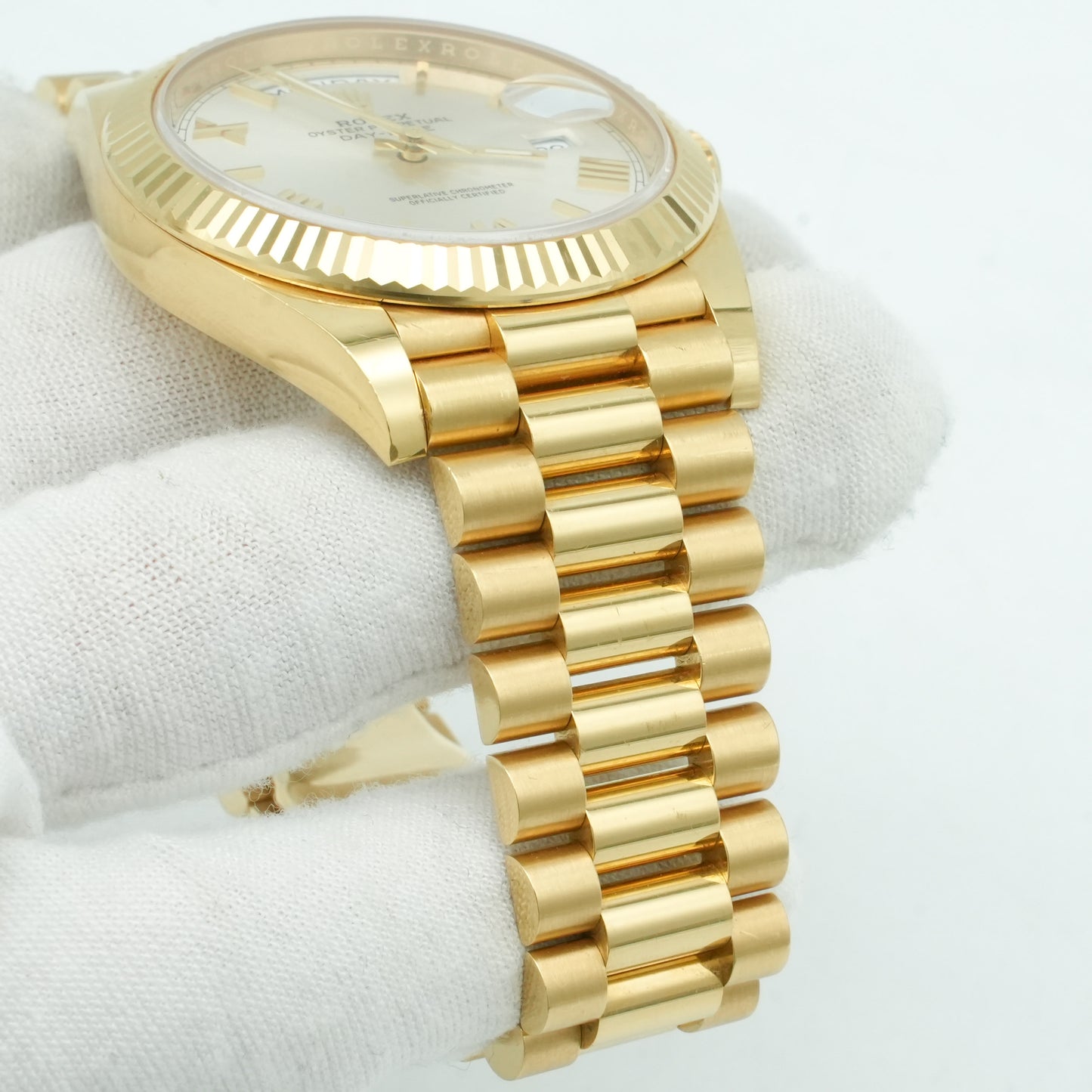 Rolex Day-Date II President 41mm Silver Roman 18K Yellow Gold 218238