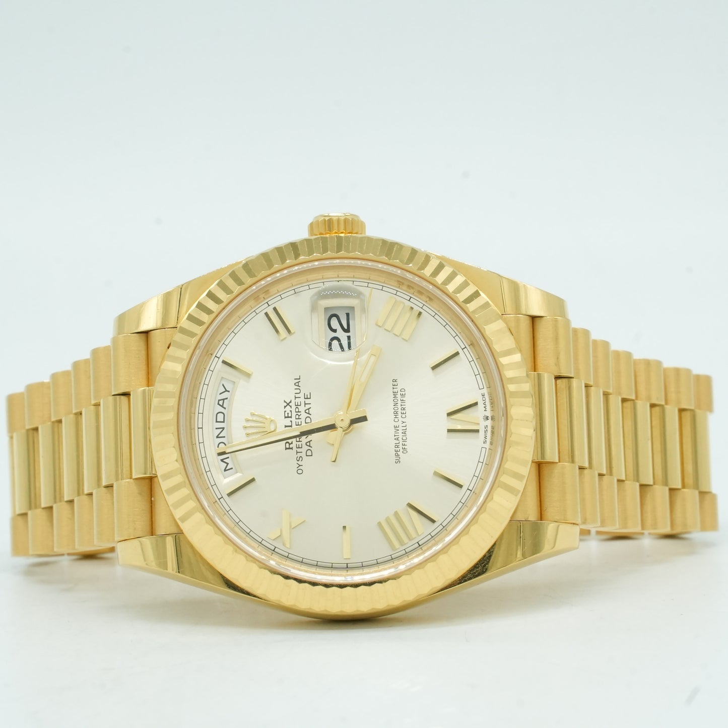Rolex Day-Date II President 41mm Silver Roman 18K Yellow Gold 218238