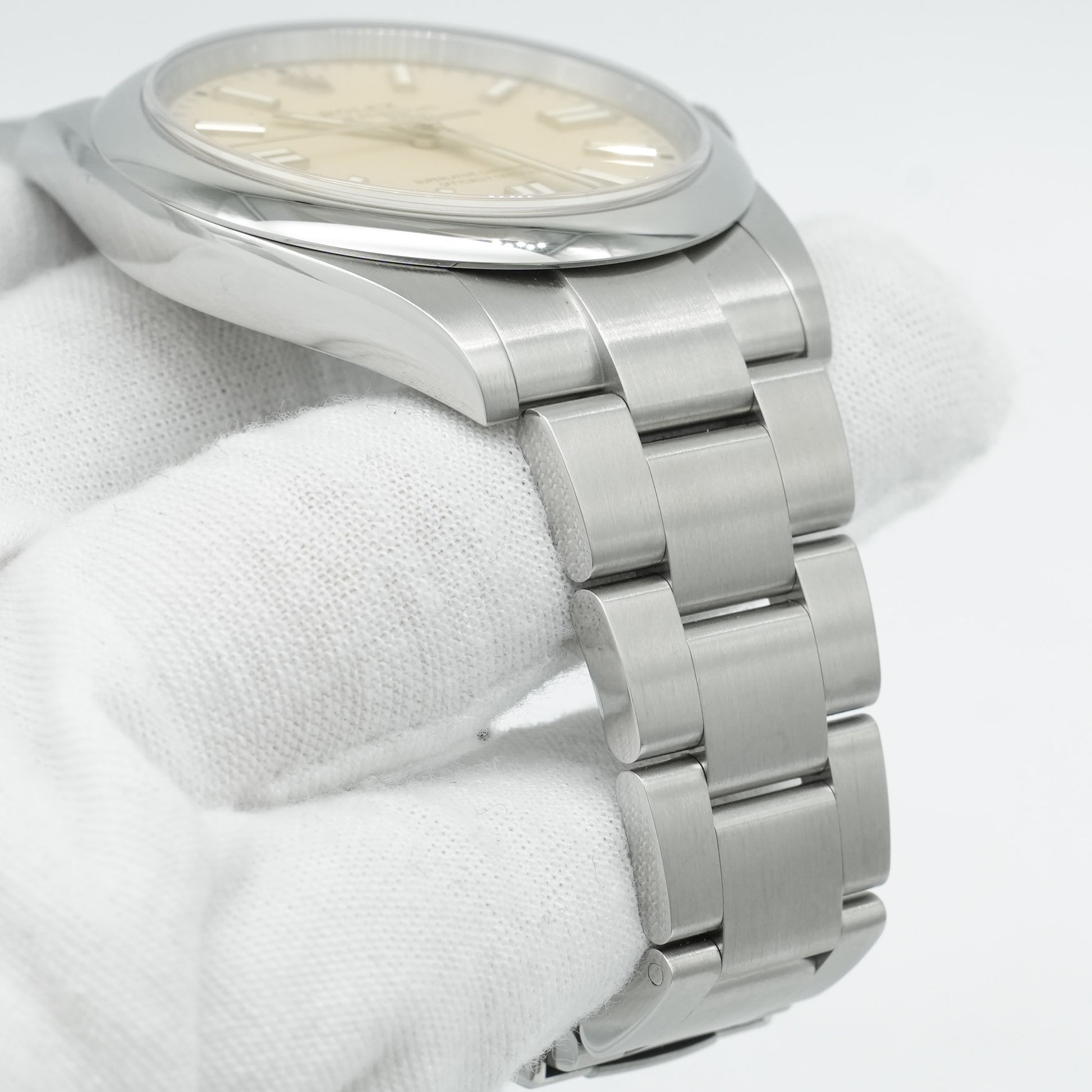 Rolex Oyster Perpetual 41mm 134300 Steel Beige Dial