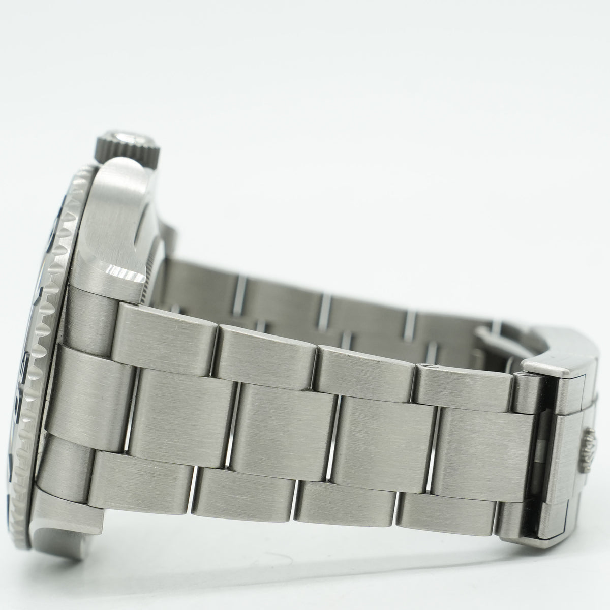Rolex Yacht Master 226627 42mm Titanium Grey Dial Box & Papers