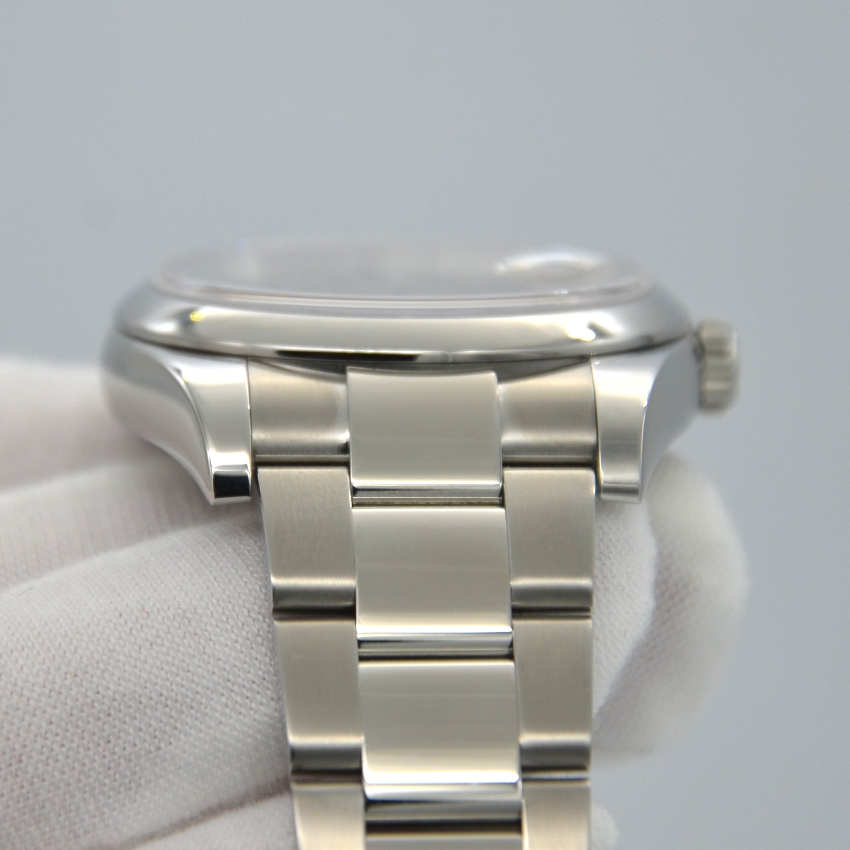 Rolex Datejust 36mm Black Roman Dial Oyster band 116200