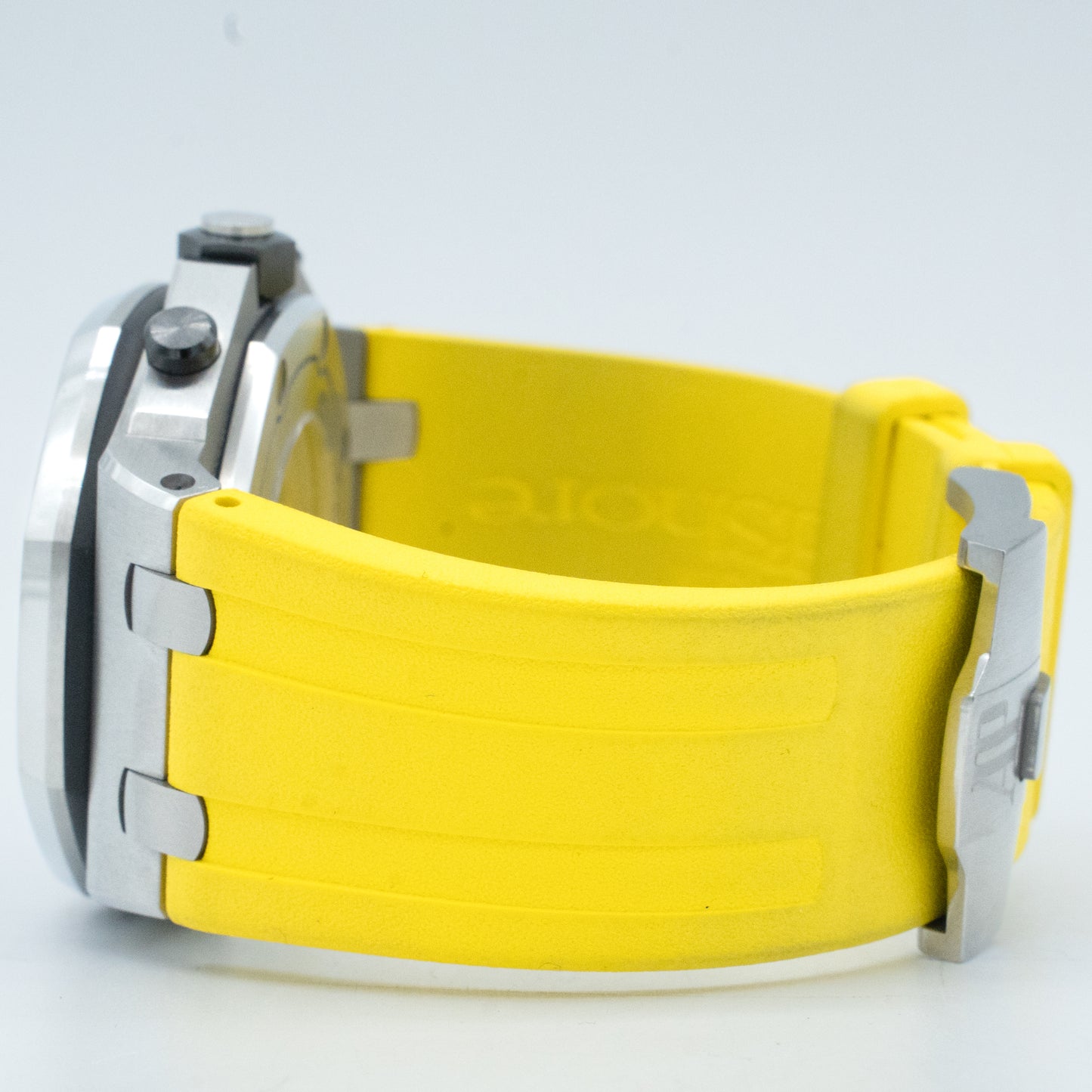 Audemars Piguet 26703ST.OO.A051CA.01 Royal Oak Offshore Diver 42mm Yellow Dial
