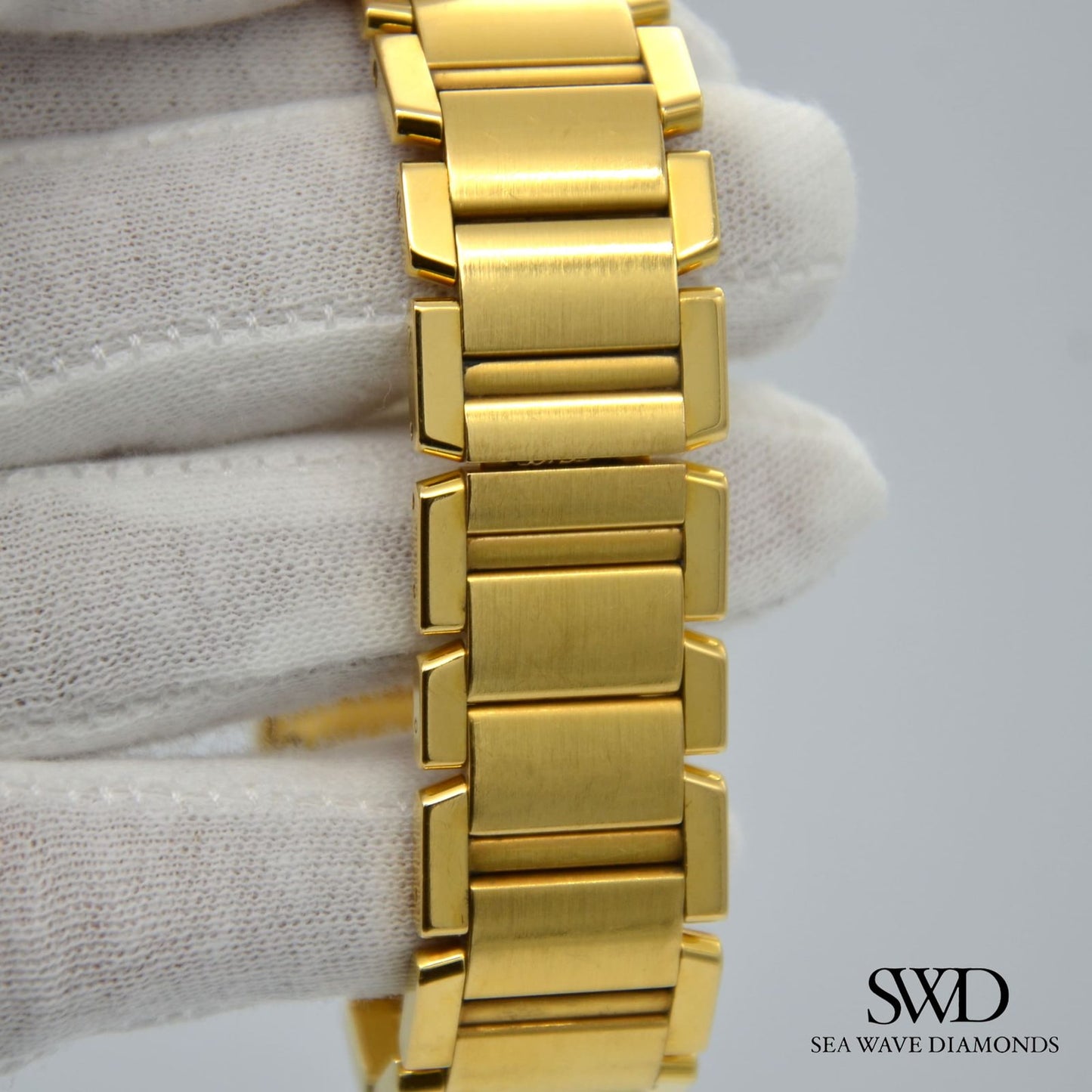 Cartier Tank Française Large 1840 18K Yellow Gold