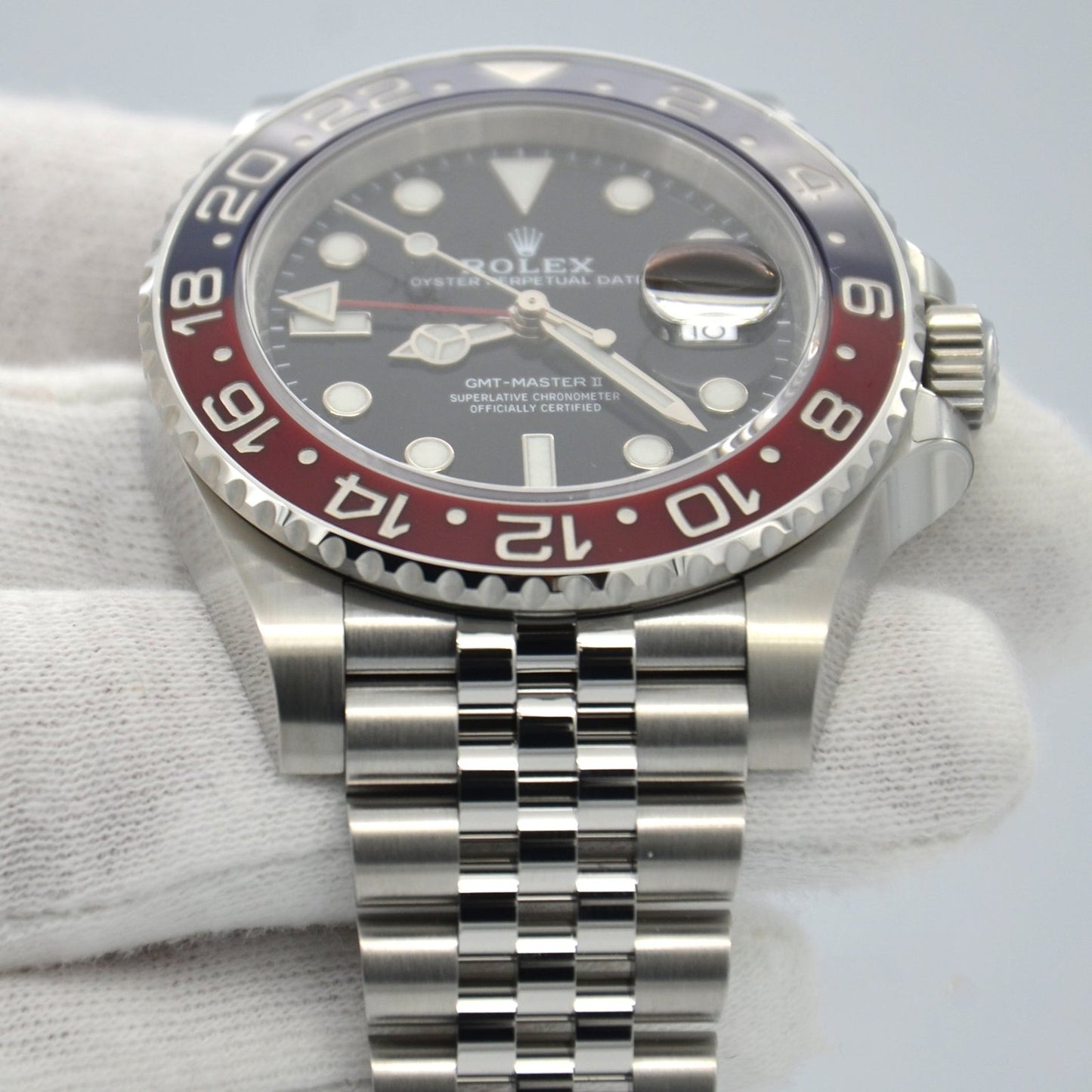 Rolex GMT-Master II 40mm PEPSI Red Blue Jubilee 126710BLRO