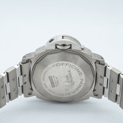 Panerai Luminor Marina AUTOMATIC Titanium PAM00221 44mm