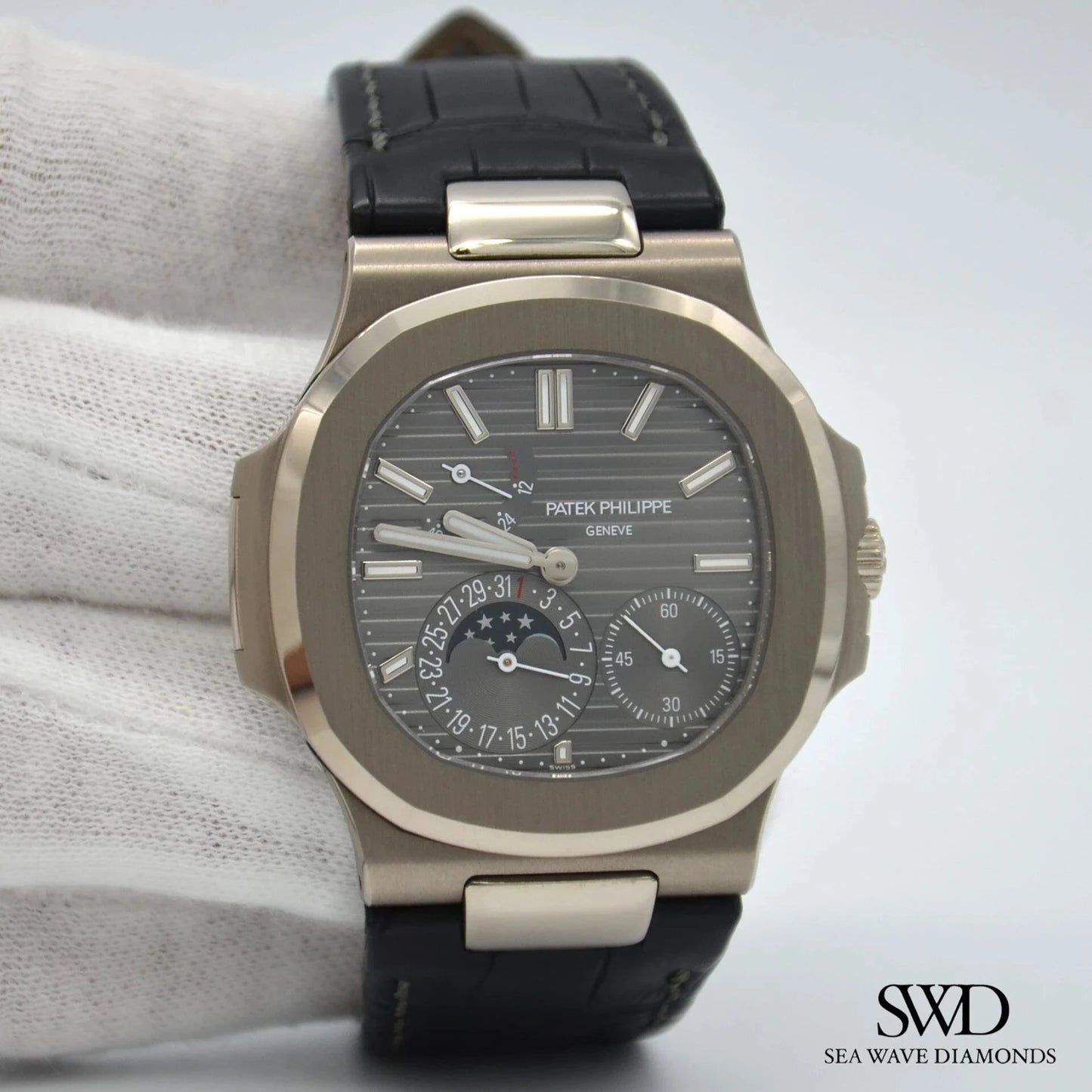 Patek Philippe Nautilus Slate grey dial 5712G-001