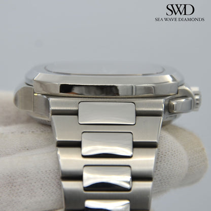 Patek Philippe Nautilus 5990/1A-001