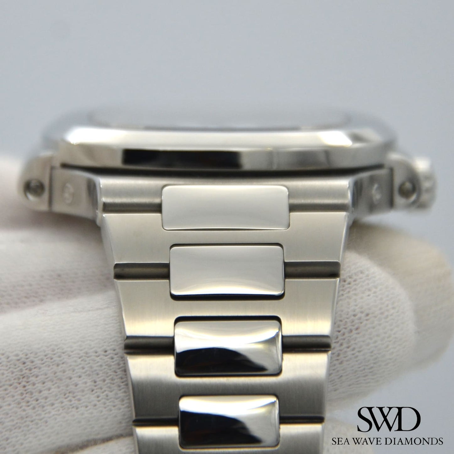 Patek Philippe Nautilus White Dial 5726/1A-010
