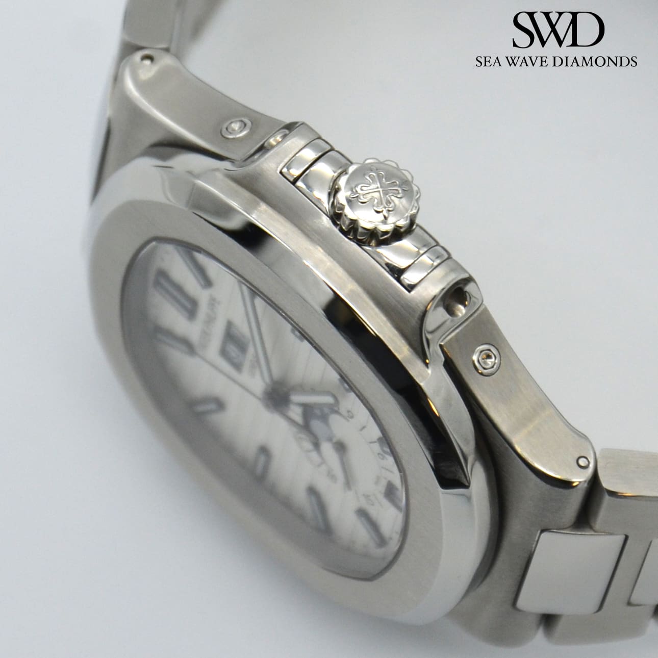 Patek Philippe Nautilus White Dial 5726/1A-010