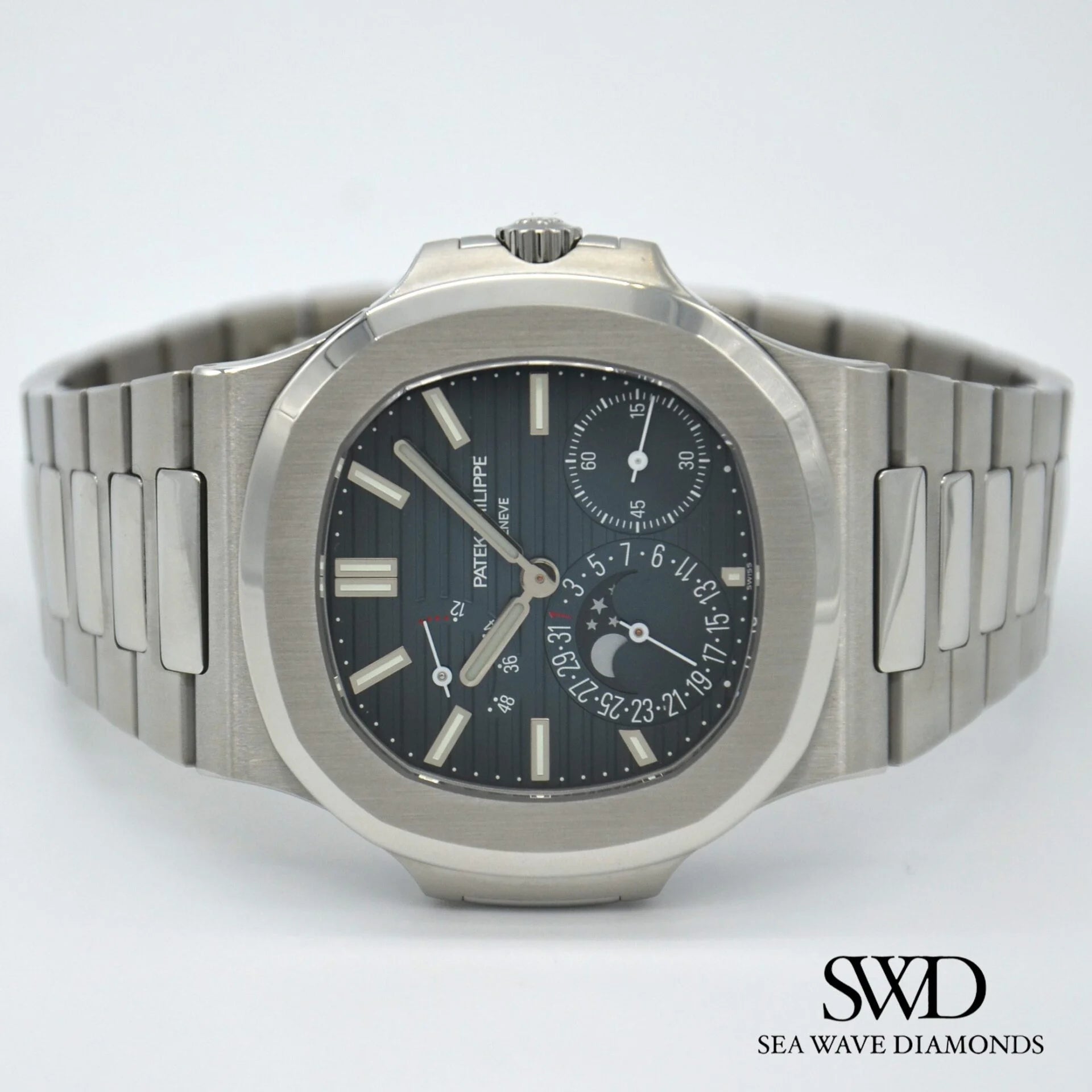 Patek Philippe Nautilus Blue Dial 5712/1A-001