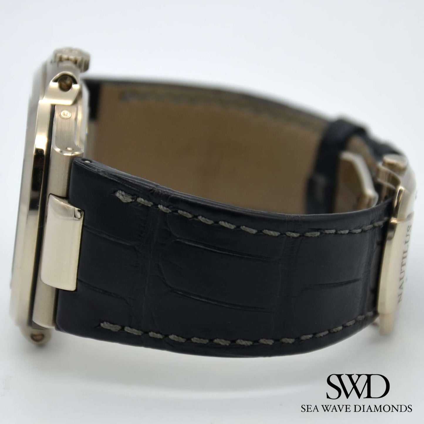 Patek Philippe Nautilus Slate grey dial 5712G-001