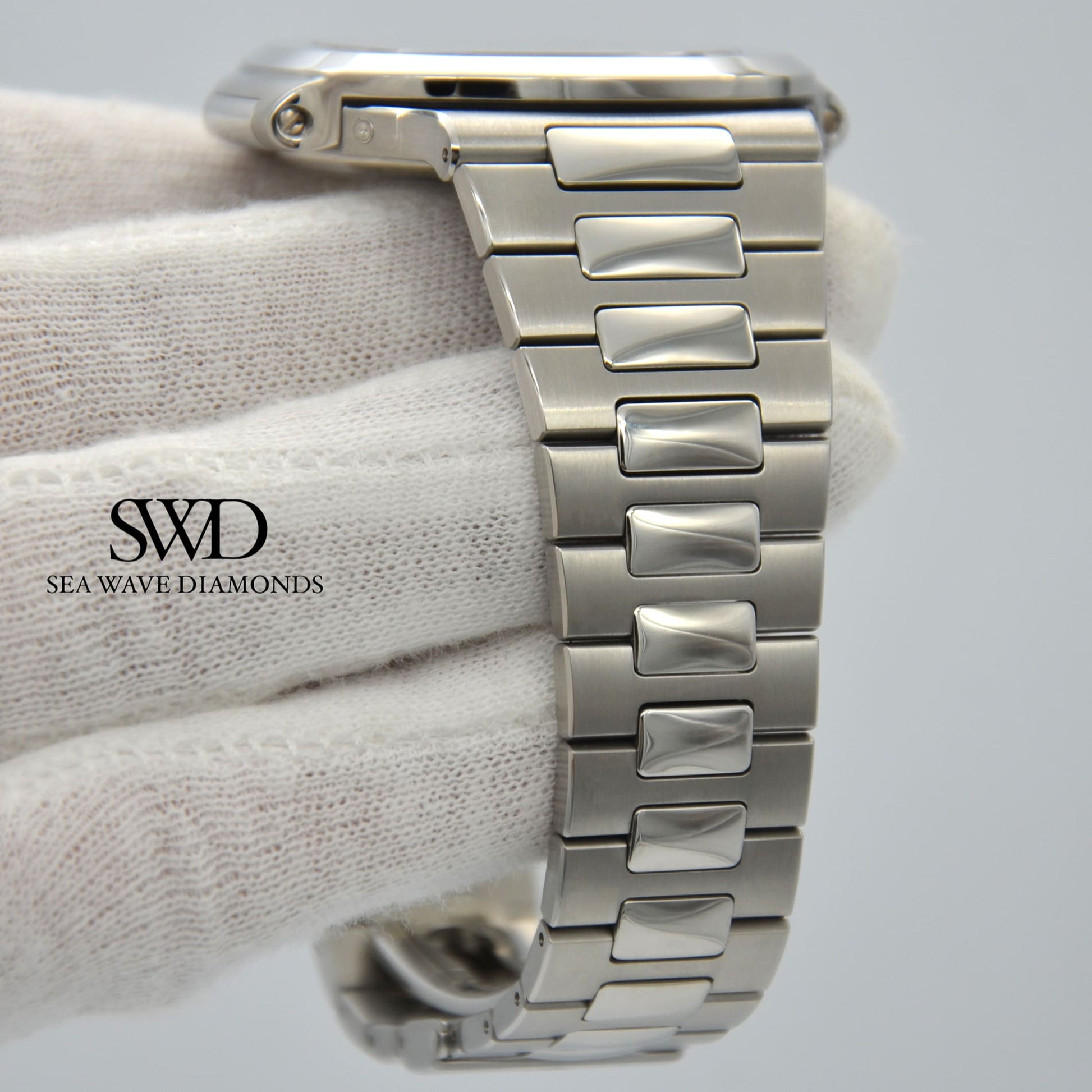 Patek Philippe Nautilus Blue Dial 5712/1A-001