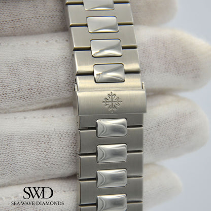 Patek Philippe Nautilus White Dial 5726/1A-010