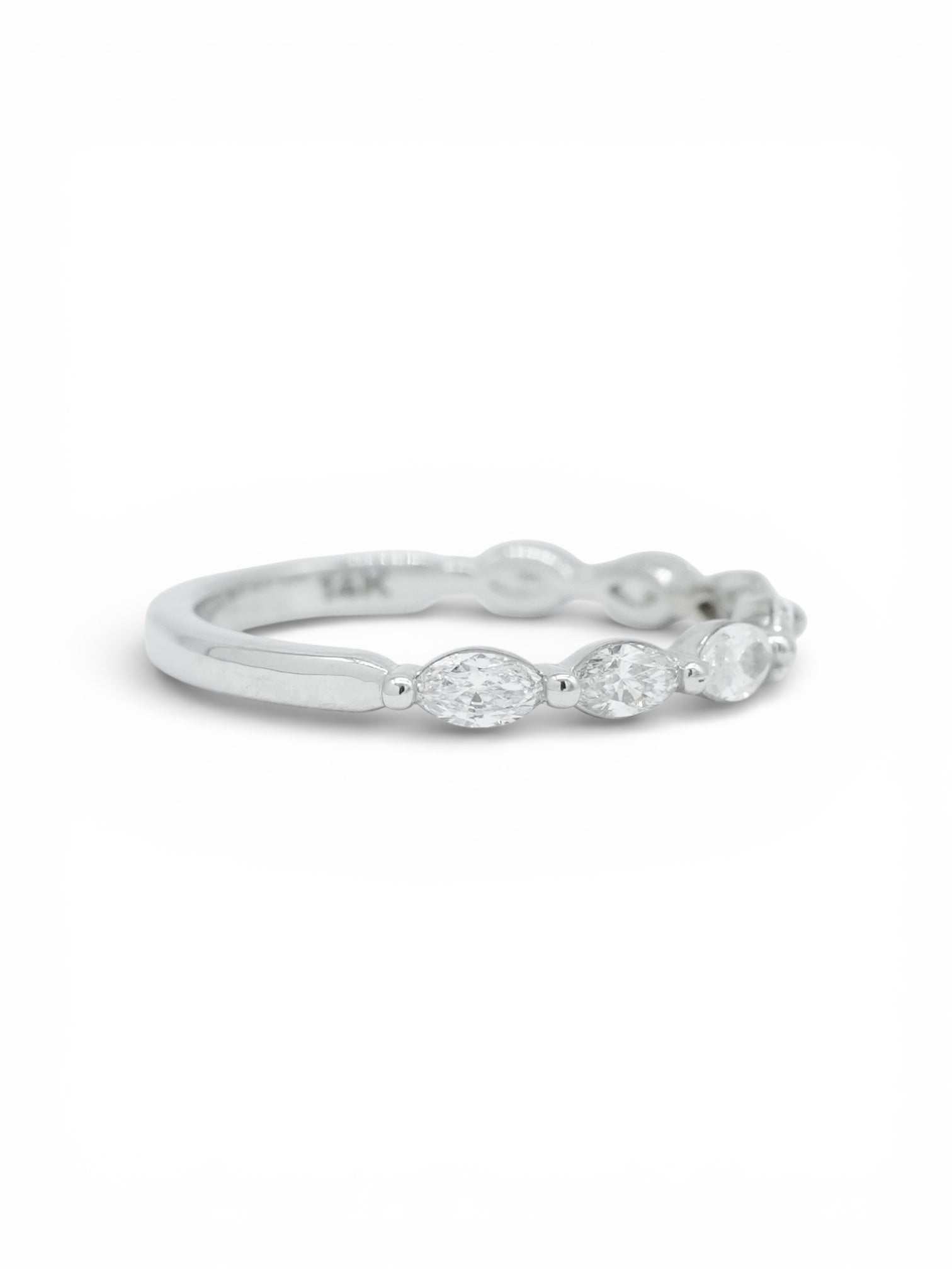 Lab Diamond RING1104~ Bella Band