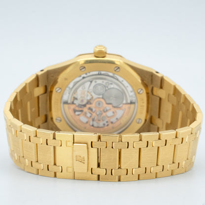 Audemars Piguet Royal Oak 15202BA.OO.0944BA.01 18K Yellow gold White Dial