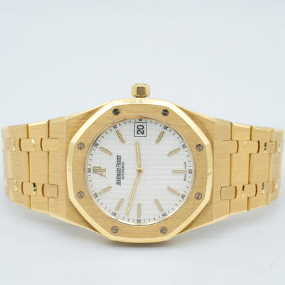 Audemars Piguet Royal Oak 15202BA.OO.0944BA.01 18K Yellow gold White Dial