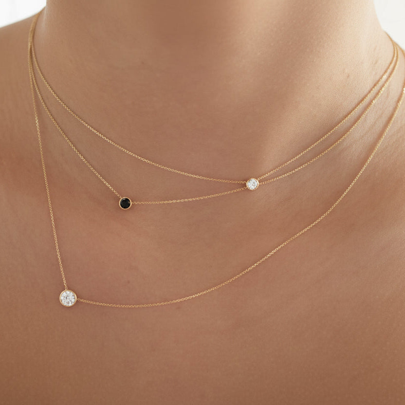 "NECK01119" Single Diamond Necklace 18K Yellow Gold