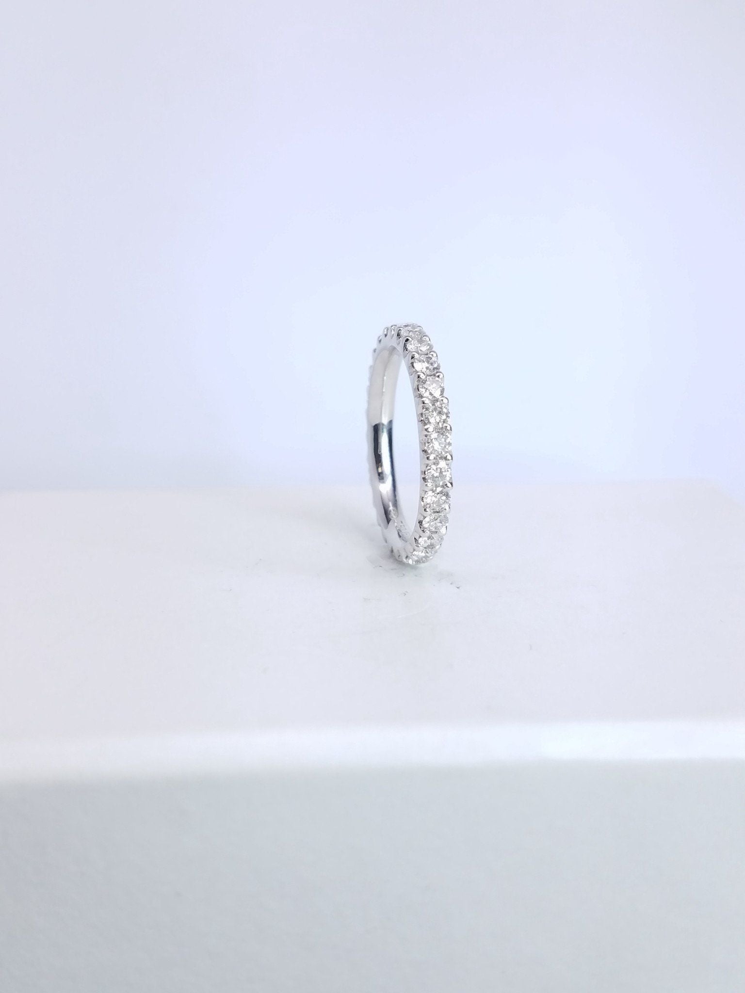 "ETNBD01350" Classic Eternity Band